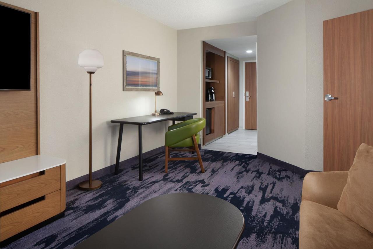 Fairfield Inn & Suites By Marriott צ'ארלסטון מראה חיצוני תמונה