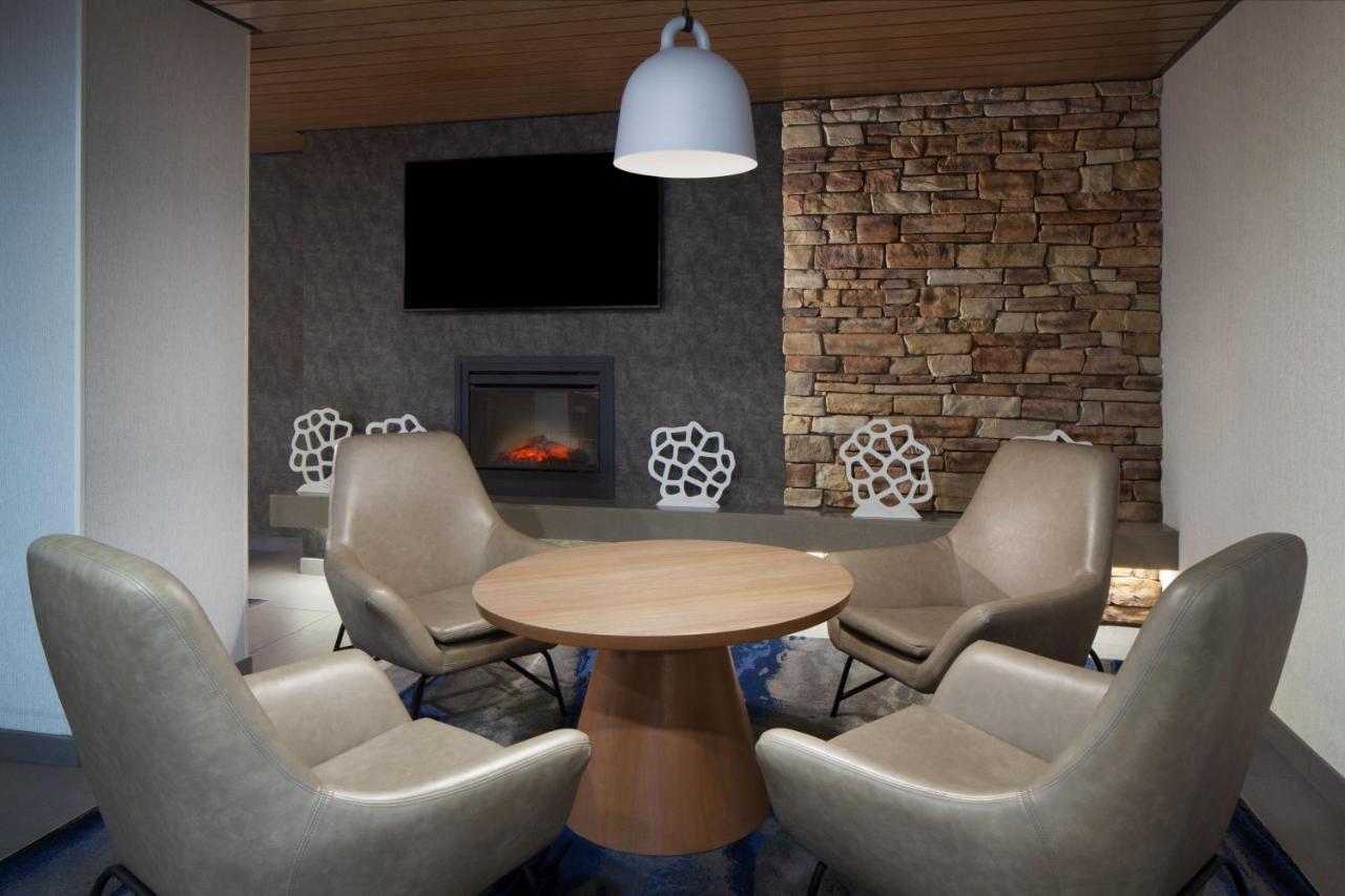 Fairfield Inn & Suites By Marriott צ'ארלסטון מראה חיצוני תמונה