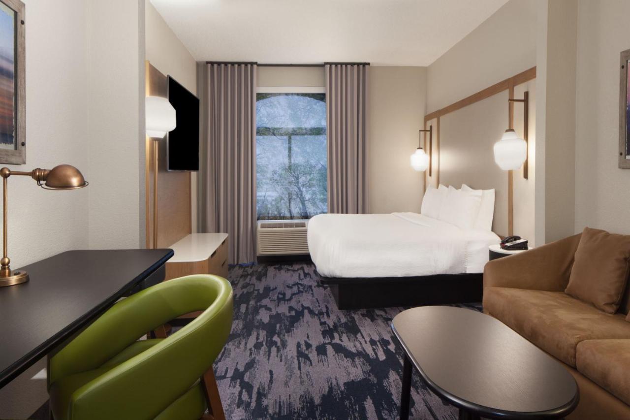 Fairfield Inn & Suites By Marriott צ'ארלסטון מראה חיצוני תמונה