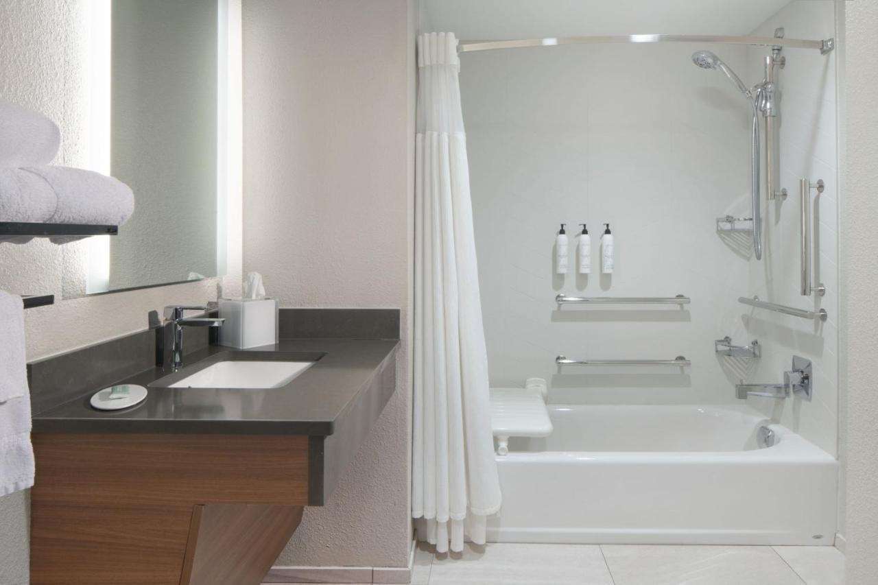 Fairfield Inn & Suites By Marriott צ'ארלסטון מראה חיצוני תמונה