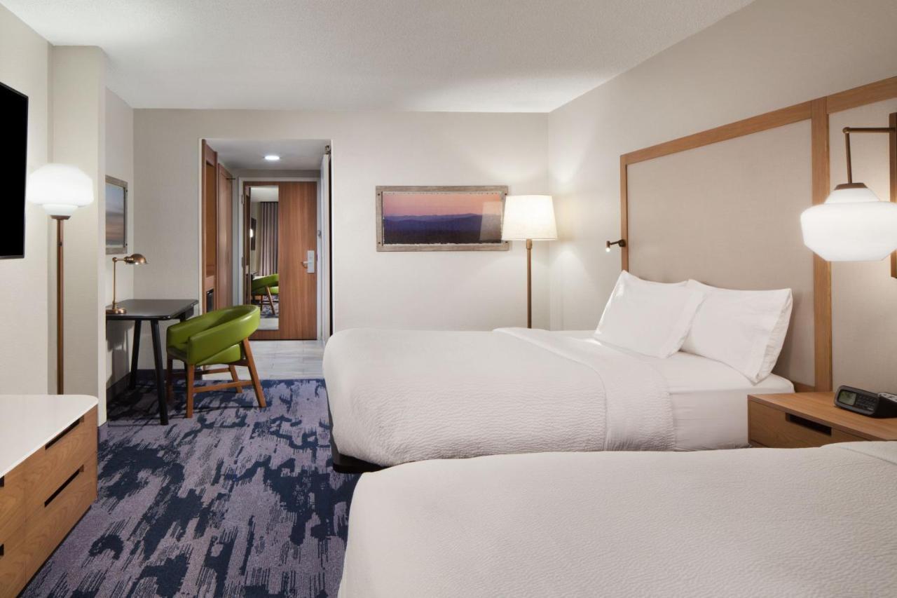 Fairfield Inn & Suites By Marriott צ'ארלסטון מראה חיצוני תמונה