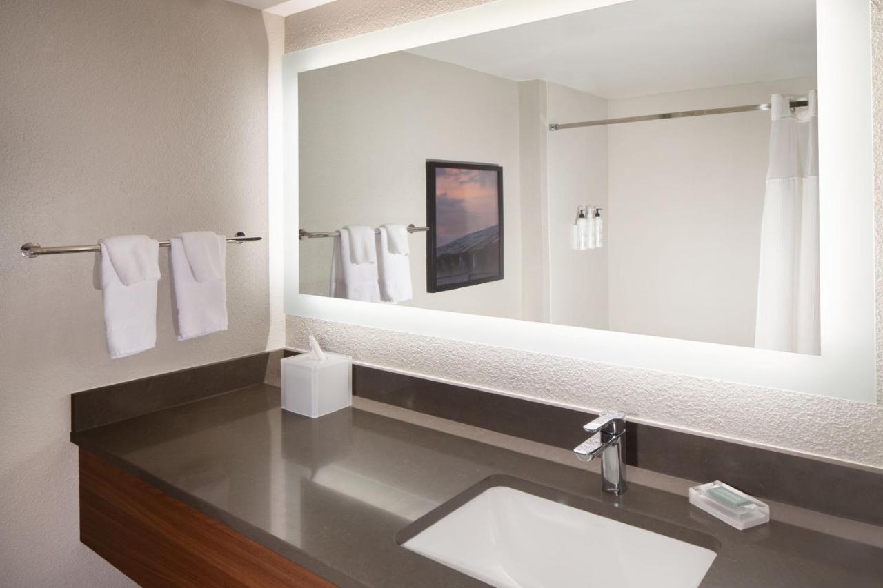 Fairfield Inn & Suites By Marriott צ'ארלסטון מראה חיצוני תמונה